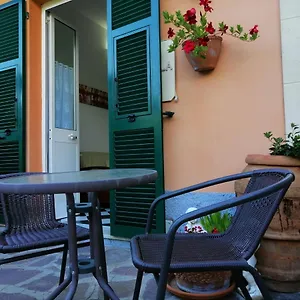 Affittacamere Mariella Bed & Breakfast Levanto